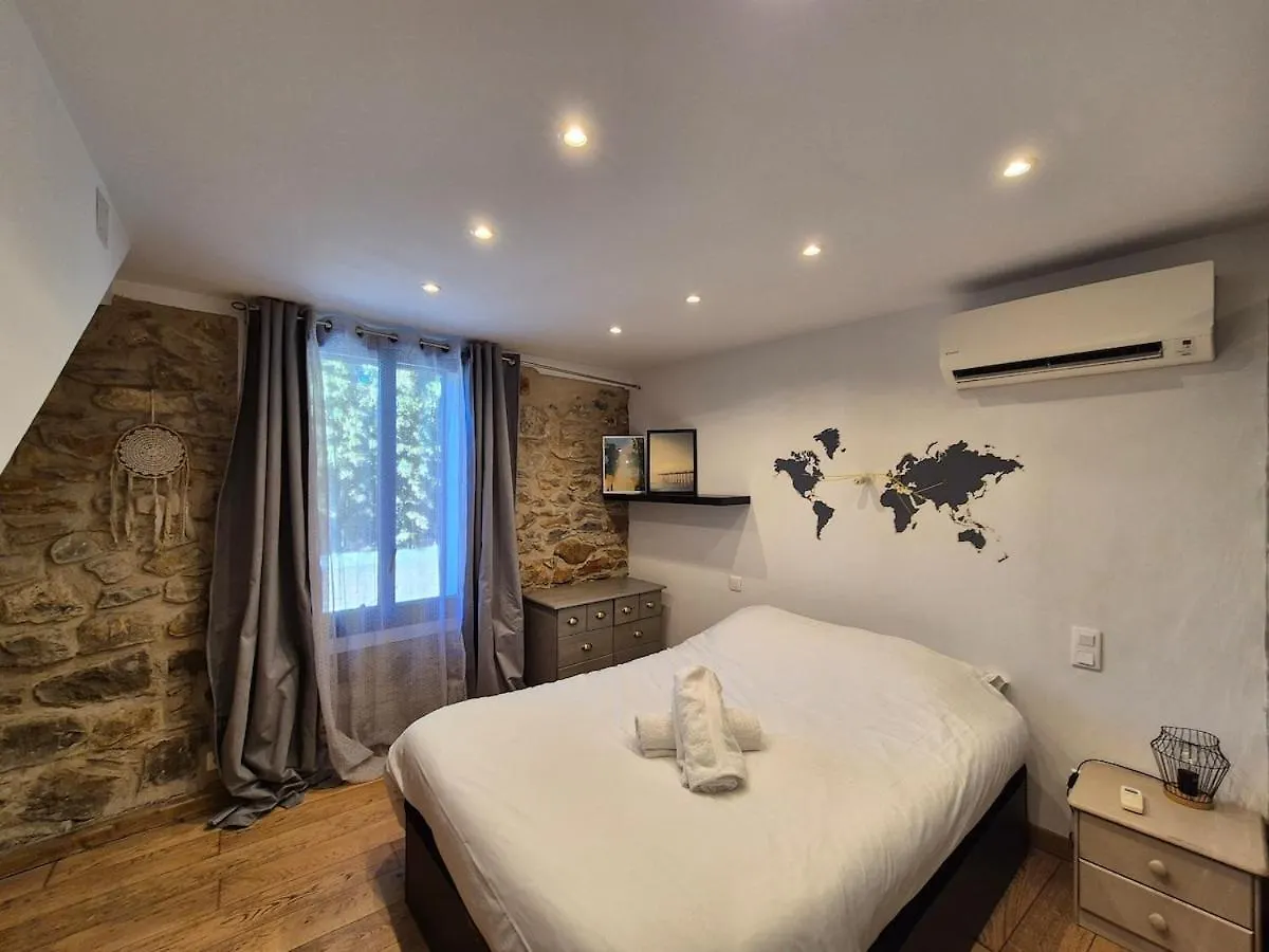 Petite Maison De Village En Bord De Mer Les Lecques Holiday home
